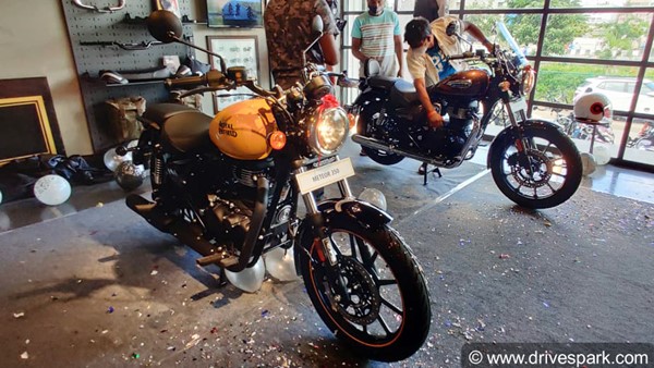 നിരത്തുകളിലേക്ക് മീറ്റിയോര് 350; ഡെലിവറി ആരംഭിച്ച് റോയല് എന്ഫീല്ഡ്