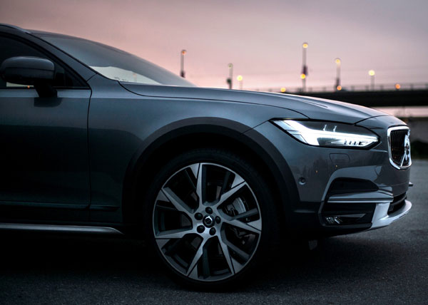 V90 ക്രോസ് കണ്ട്രി ഇന്ത്യന് വെബ്സൈറ്റില് നിന്ന് നീക്കം ചെയ്ത് വോള്വോ