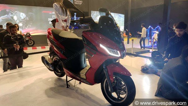 അപ്രീലിയ SXR160 വിപണിയില് എത്തുക രണ്ട് നിറങ്ങളില്