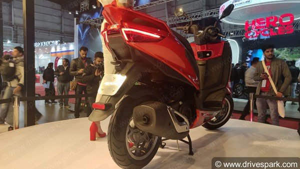 അപ്രീലിയ SXR160 വിപണിയില് എത്തുക രണ്ട് നിറങ്ങളില്