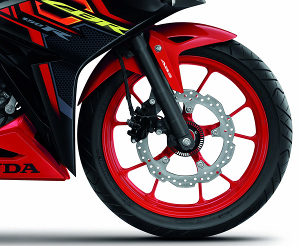 2020 CBR150R അവതരിപ്പിച്ച് ഹോണ്ട; എതിരാളി യമഹ R15 V3