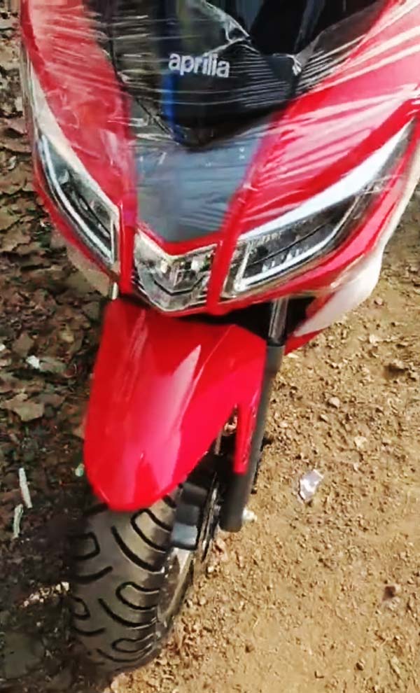 അപ്രീലിയ SXR160 ഡീലര്ഷിപ്പുകളില് എത്തി; നിരത്തുകളിലേക്ക് ഉടന്