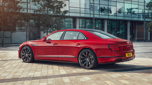 542 bhp കരുത്ത്; പുതിയ ഫ്ലൈയിംഗ് സ്പർ V8 ഗ്രാൻഡ് ടൂറർ അവതരിപ്പിച്ച് ബെന്റ്ലി