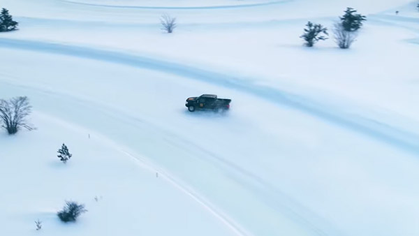 മഞ്ഞില് പരീക്ഷണയോട്ടം നടത്തി ഫോര്ഡ് F-150 പിക്കപ്പ് ട്രക്ക്; വീഡിയോ