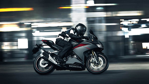 2021 CBR250RR മലേഷ്യന് വിപണിയില് അവതരിപ്പിച്ച് ഹോണ്ട; എതിരാളി ഹോണ്ട R25