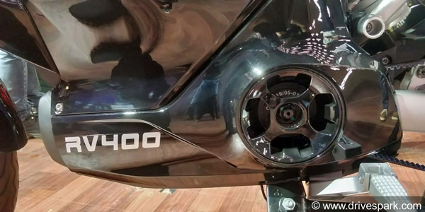 RV400, RV300 ഇലക്ട്രിക് ബൈക്കുകളുടെ വില വര്ധിപ്പിച്ച് റിവോള്ട്ട്; ബുക്കിംഗ് അവസാനിപ്പിച്ചു