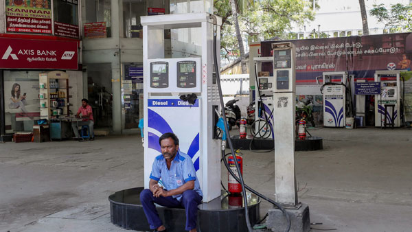 ബാറ്ററി സ്വാപ്പിംഗ് സ്റ്റേഷനുകള്ക്കായി വോള്ട്ടപ്പുമായി പങ്കാളിത്തം പ്രഖ്യാപിച്ച് ഹിന്ദുസ്ഥാന് പെട്രോളിയം