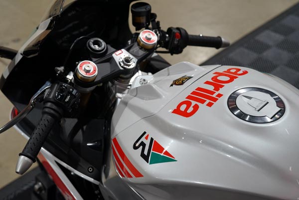 2021 RSV4, RSV4 ഫാക്ടറി മോഡലുകളെ വെളിപ്പെടുത്തി അപ്രീലിയ