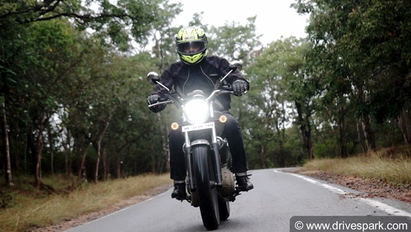 എൻഫീൽഡിനെ വെല്ലും ഹോണ്ട ഹൈനസ് CB350; ആദ്യ ഡ്രൈവ് റിവ്യൂ വിശേഷങ്ങൾ
