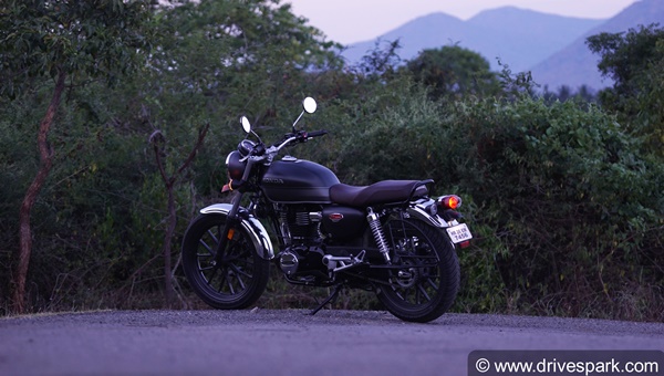 എൻഫീൽഡിനെ വെല്ലും ഹോണ്ട ഹൈനസ് CB350; ആദ്യ ഡ്രൈവ് റിവ്യൂ വിശേഷങ്ങൾ