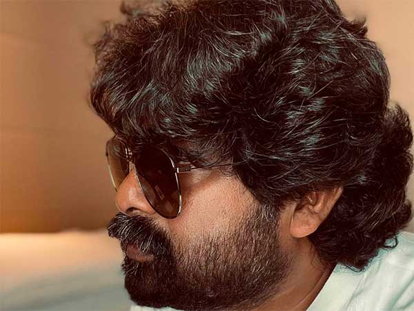 ട്രയംഫ് സ്ട്രീറ്റ് ട്രിപ്പിള് R സ്വന്തമാക്കി ജോജു ജോര്ജ്