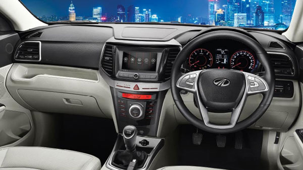 XUV 300 പെട്രോൾ ഓട്ടോമാറ്റിക് ഈ മാസം പുറത്തിറക്കാനൊരുങ്ങി മഹീന്ദ്ര