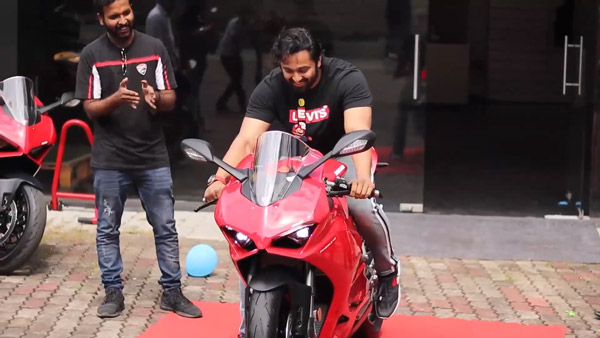 ബൈക്ക് റൈഡുകള് ആസ്വദിക്കുന്നു; ഡ്യുക്കാട്ടി പാനിഗാലെ V2 സ്വന്തമാക്കി ഉണ്ണി മുകുന്ദന്