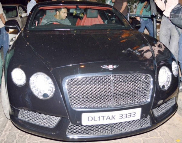 മിനി കണ്ട്രിമാന് S JCW സ്വന്തമാക്കി യുവരാജ്; ചിത്രങ്ങള് വൈറലാക്കി ആരാധകര്