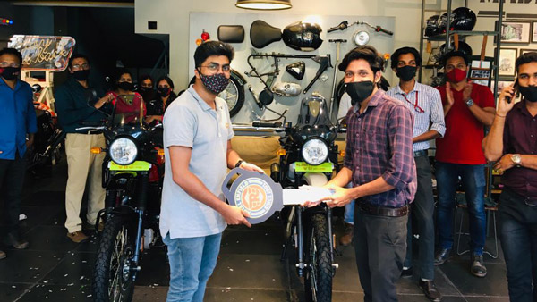 2021 ഹിമാലയന് കേരളത്തില് വന് ഡിമാന്റ്; ഒറ്റ ദിവസം ഡെലിവറി ചെയ്തത് 100 യൂണിറ്റുകള്