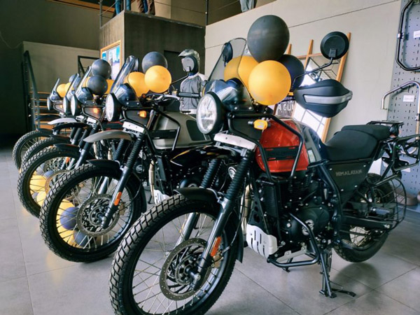 2021 ഹിമാലയന് കേരളത്തില് വന് ഡിമാന്റ്; ഒറ്റ ദിവസം ഡെലിവറി ചെയ്തത് 100 യൂണിറ്റുകള്