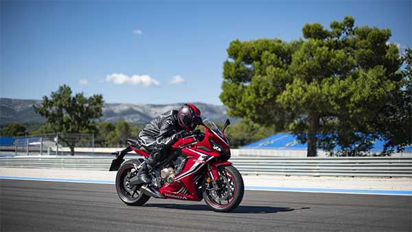 2021 CBR 650R ഇന്ത്യൻ വിപണിയിൽ അവതരിപ്പിക്കാനൊരുങ്ങി ഹോണ്ട
