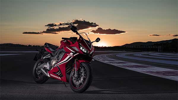 2021 CBR 650R ഇന്ത്യൻ വിപണിയിൽ അവതരിപ്പിക്കാനൊരുങ്ങി ഹോണ്ട
