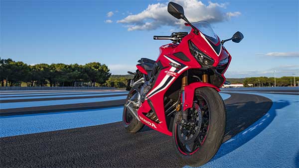 2021 CBR 650R ഇന്ത്യൻ വിപണിയിൽ അവതരിപ്പിക്കാനൊരുങ്ങി ഹോണ്ട