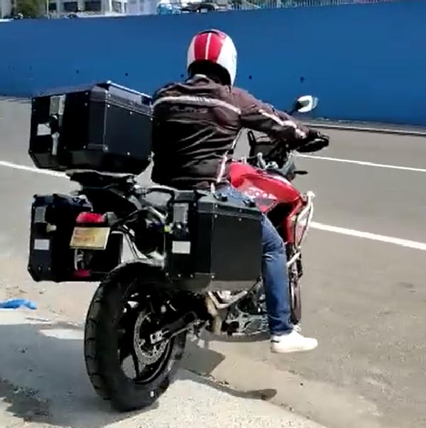 ട്രയംഫ് ടൈഗര് 900 സ്വന്തമാക്കി ഇന്ദ്രജിത്ത്; വീഡിയോ