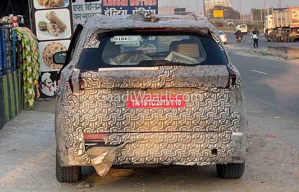 മഹീന്ദ്ര XUV500 മിഡ് വേരിയന്റിന്റെ വിവരങ്ങള് അറിയാം; പരീക്ഷണ ചിത്രങ്ങള് പുറത്ത്