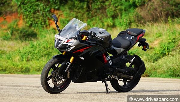 അപ്പാച്ചെ RR310 സ്പോർട്സ് ബൈക്കിനായി ഇനി അധികം മുടക്കണം; വില വീണ്ടും വർധിപ്പിച്ച് ടിവിഎസ്