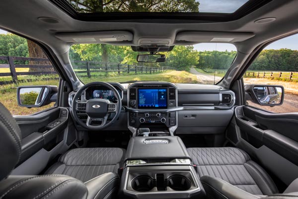 പൊലീസ് കുപ്പായത്തിൽ F-150 റെസ്പോണ്ടർ പതിപ്പിനെ അവതരിപ്പിച്ച് ഫോർഡ്