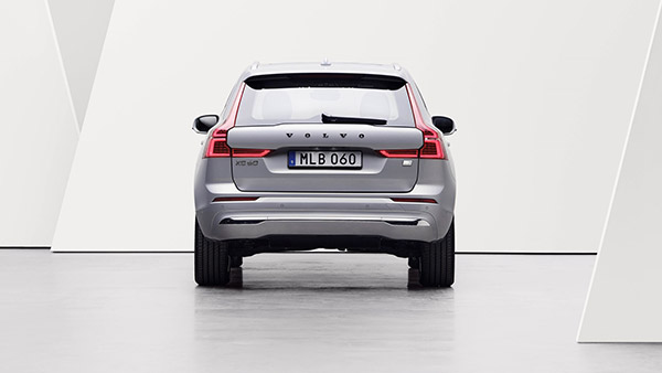 പരിഷ്കരണങ്ങളോടെ 2021 XC 60 ഫെയ്സ്ലിഫ്റ്റ് അവതരിപ്പിച്ച് വോൾവോ