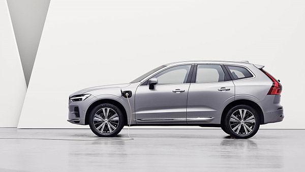 പരിഷ്കരണങ്ങളോടെ 2021 XC 60 ഫെയ്സ്ലിഫ്റ്റ് അവതരിപ്പിച്ച് വോൾവോ