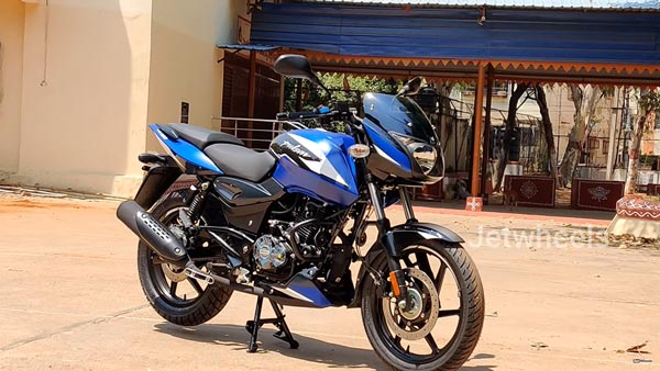 പൾസർ 180 മോഡലിനും പുതിയ കളർ ഓപ്ഷൻ സമ്മാനിച്ച് ബജാജ്