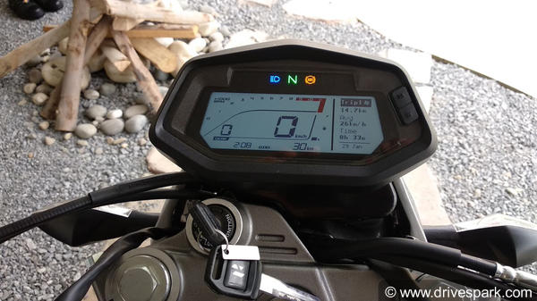 ബിഎസ് VI എക്സ്പള്സ് 200T-യുടെ അവതരണത്തിനൊരുങ്ങി ഹീറോ; കൂടുതല് വിവരങ്ങള് പുറത്ത്