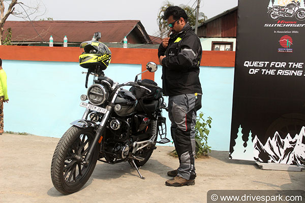 ഹോണ്ട സണ്ചേയ്സേഴ്സ് 2021 പതിപ്പിന് തിരിതെളിഞ്ഞു; യാത്രയുടെ ഭാഗമായി ഹൈനെസ് CB350