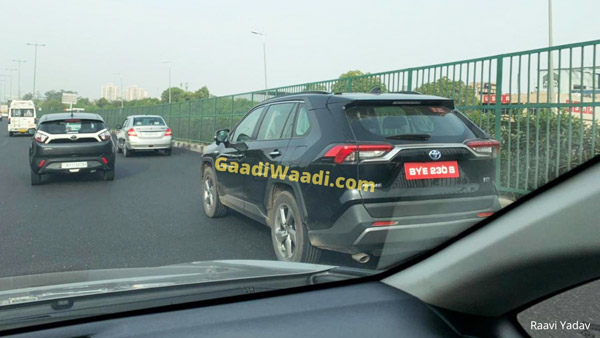 ടൊയോട്ട RAV4 ഹൈബ്രിഡ് എസ്യുവിയുടെ പുതിയ പരീക്ഷണ ചിത്രങ്ങൾ പുറത്ത്; അരങ്ങേറ്റം ഉറപ്പിക്കാം