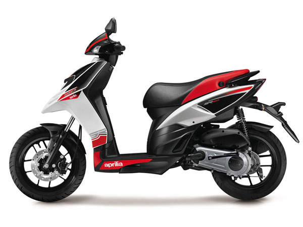 യൂണികോണ് മുതല് അപ്രീലിയ SXR160 വരെ; 160 സിസി ശ്രേണിയിലെ താരങ്ങള് ഈ മോഡലുകള്