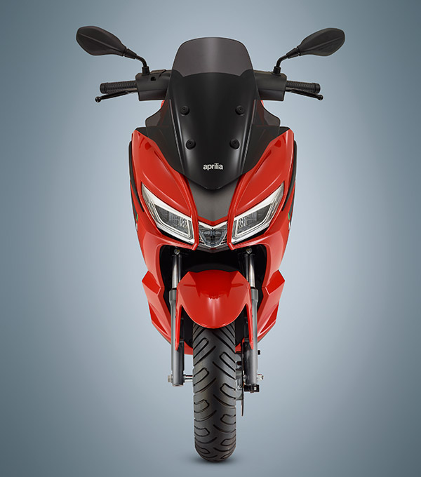 50 സിസി മാക്സി സ്കൂട്ടർ, SXR 50 അവതരിപ്പിച്ച് അപ്രീലിയ