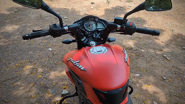 ബജാജ് പള്സര് NS 125 അടുത്തറിയാം; വോക്എറൗണ്ട് വീഡിയോ ഇതാ
