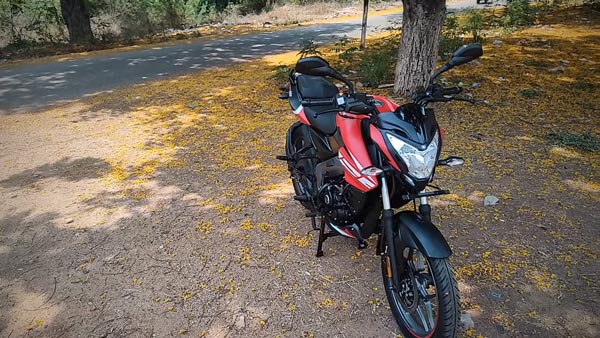 ബജാജ് പള്സര് NS 125 അടുത്തറിയാം; വോക്എറൗണ്ട് വീഡിയോ ഇതാ