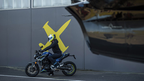 F 900 R സ്പോർട്സ് ബൈക്കിന്റെ പുതിയ ലിമിറ്റഡ് എഡിഷൻ മോഡലുമായി ബിഎംഡബ്ല്യു