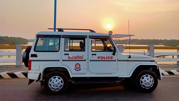 കുട്ടി കുറ്റത്തിന് ചൂരൽ കഷായത്തിന് പകരം സൈക്കിൾ സമ്മാനിച്ച് പൊലീസ്
