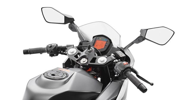 പുതുതലമുറ അരങ്ങേറ്റത്തിന് സജ്ജം; നിവലിലെ RC390 വെബ്സൈറ്റില് നിന്നും നീക്കംചെയ്ത് കെടിഎം