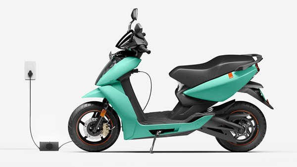 ഏഥര് 450X, 450 പ്ലസ് ഇലക്ട്രിക് സ്കൂട്ടറിന്റെ ഉപഭോക്തൃ ഡെലിവറികള് ഡല്ഹിയില് ആരംഭിച്ചു