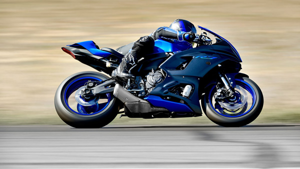 സ്പോർട്സ് ബൈക്ക് നിരയിലെ പുത്തൻ അവതാരം, YZF-R7 മോഡലിനെ അവതരിപ്പിച്ച് യമഹ