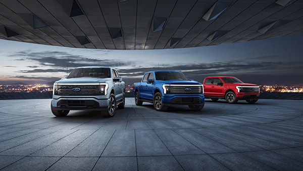 483 കിലോമീറ്റർ മൈലേജുമായി F150 ലൈറ്റ്നിംഗ് ഇലക്ട്രിക് പിക്കപ്പ് ട്രക്ക് പുറത്തിറക്കി ഫോർഡ്
