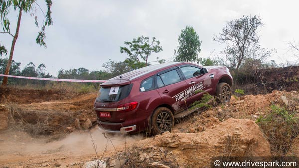 ഇന്ത്യൻ വിപണിയിൽ വിൽപ്പന മെച്ചപ്പെടുത്താൻ ഓഫറുകൾ അവതരിപ്പിച്ച് ഫോർഡ്