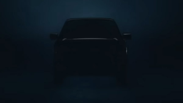 F150 അടിസ്ഥിത ഇലക്ട്രിക് പിക്കപ്പിന് ലൈറ്റ്നിംഗ് നെയിംപ്ലേറ്റ് നൽകി ഫോർഡ്