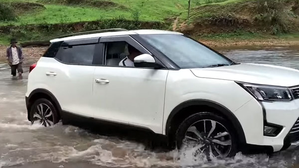 നദി മുറിച്ച് കടന്ന് മഹീന്ദ്ര XUV300; വീഡിയോ വൈറല്