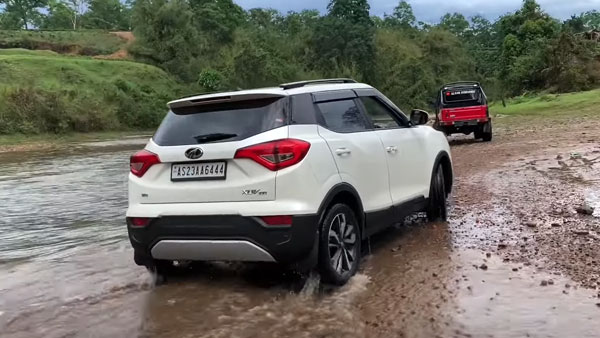 നദി മുറിച്ച് കടന്ന് മഹീന്ദ്ര XUV300; വീഡിയോ വൈറല്