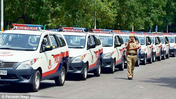 ചുവപ്പ് & നീല എമർജൻസി ലൈറ്റുകളുടെ പിന്നിലെ ചില കൗതുക സിദ്ധാന്തങ്ങൾ