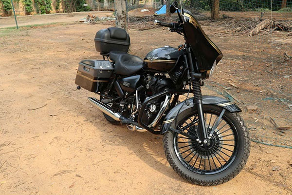 ഹാർലി CVO പ്രീമിയം ക്രൂയിസറായി രൂപമെടുത്ത് റോയൽ എൻഫീൽഡ് 'ഒഡീസി'