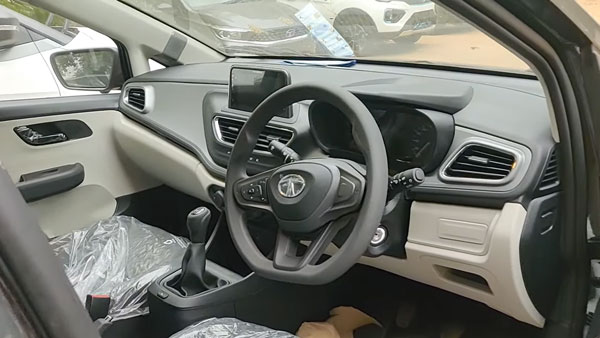 ആള്ട്രോസിനെ നവീകരിച്ച് ടാറ്റ; പുതിയ പതിപ്പുകള് ഡീലര്ഷിപ്പില് എത്തി